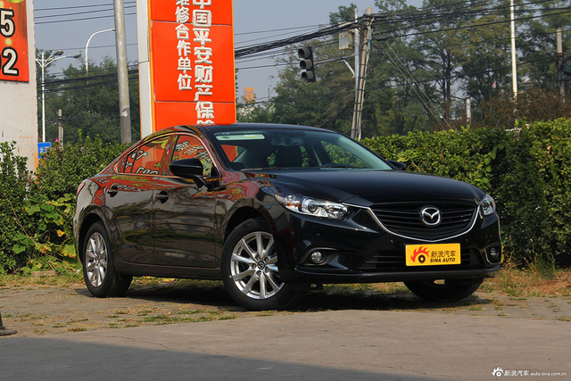 2015款阿特兹2.0L自动蓝天尊贵版 极夜黑