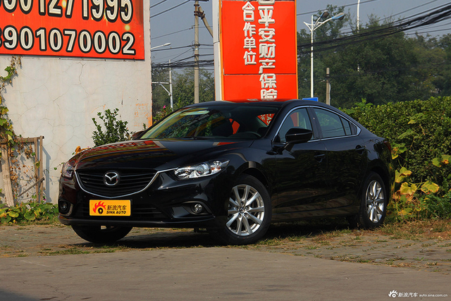 2015款阿特兹2.0L自动蓝天尊贵版 极夜黑