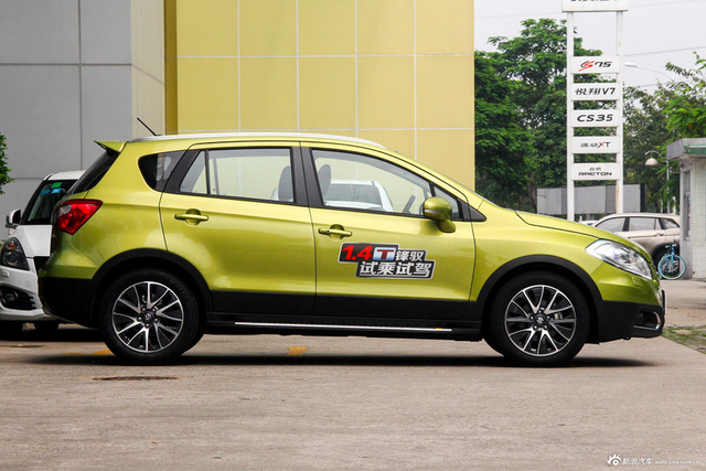 2015款锋驭1.4T自动两驱尊贵型 极光绿