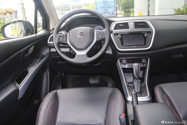 2015款锋驭1.4T自动两驱尊贵型 极光绿