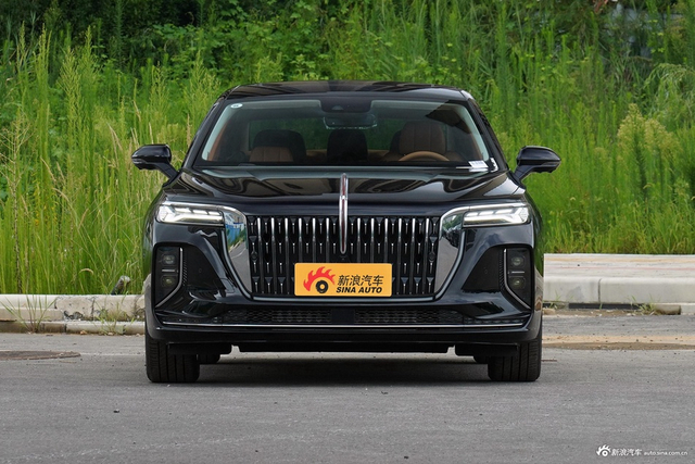 2024款红旗H9 2.0T 旗畅 豪华商务版
