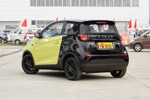 2024款小蚂蚁 青春版 321km 酷爱版