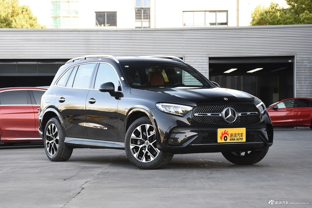 2024款奔驰GLC 260 L 4MATIC 豪华型 5座