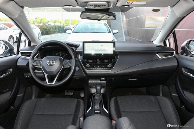 2023款雷凌智能电混双擎 1.8L 领先版