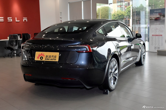 2025款Model 3 后轮驱动版