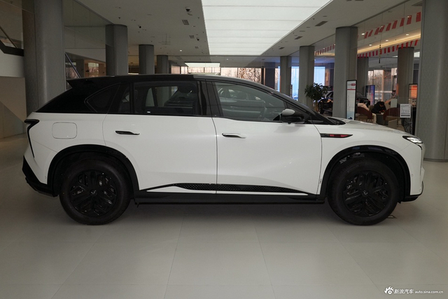 2025款红旗天工08 605 先锋版