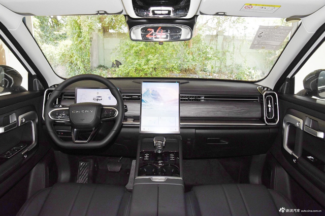 2025款瑞虎7 高能版 1.6T 劲两驱版