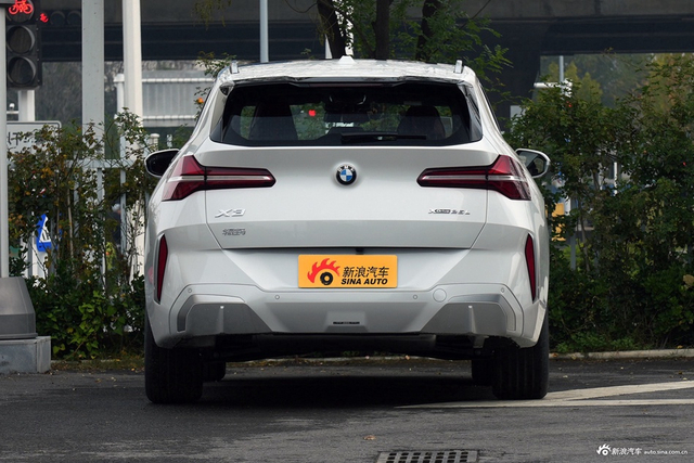 2025款宝马X3 改款 xDrive25L 豪华套装