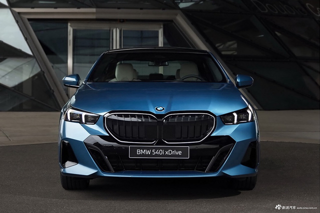 2025款宝马5系 540i xDrive Legacy Edition 海外版