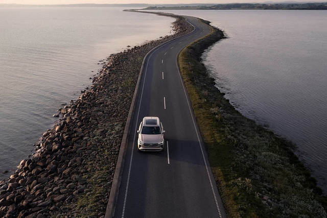 2025款沃尔沃XC90混动  官图