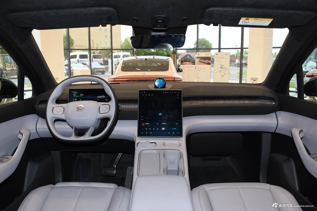 2024款蔚来EC6 75kWh