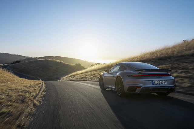 2024款保时捷911 Turbo 3.7T 50周年纪念版 官图