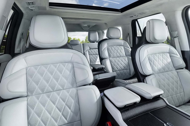 2025款领航员 基本型 官图