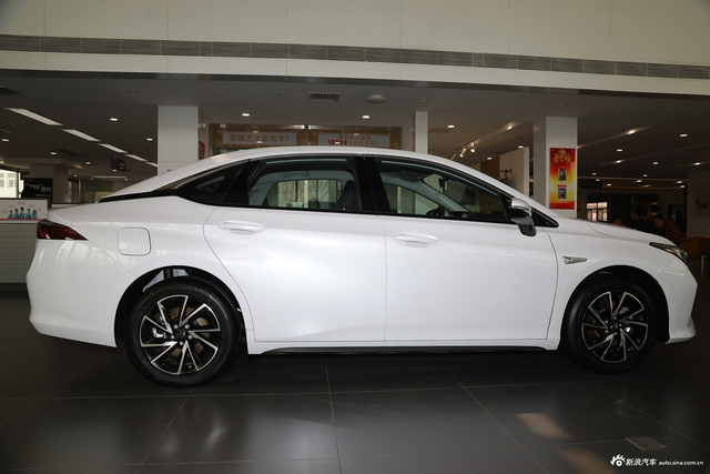 2021款绎乐豪华版 