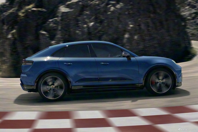 2026款Macan纯电 GTS 官图