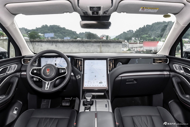 2024款红旗HS7 PHEV 2.0T四驱旗畅版 6座