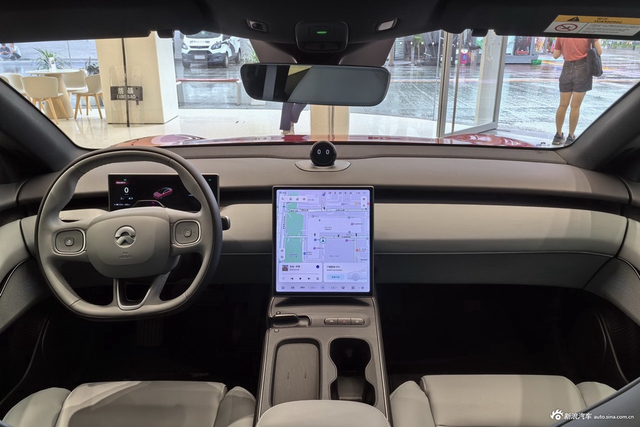 2024款蔚来ET5 75kWh