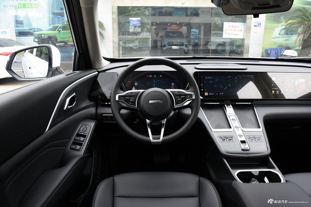 2023款枭龙MAX 1.5L 领航版