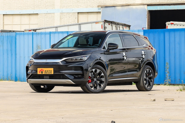 2024款比亚迪唐EV 荣耀版 730KM 尊享型