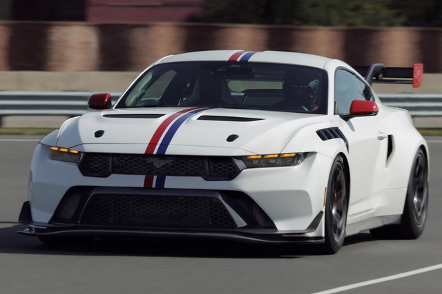 2025款Mustang GTD Spirit of America 官图