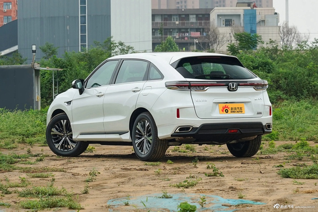 2023款UR-V 240TURBO 两驱致悦版