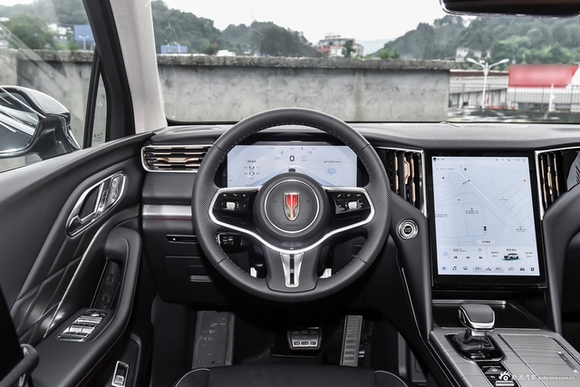 2024款红旗HS7 PHEV 2.0T四驱旗畅版 6座