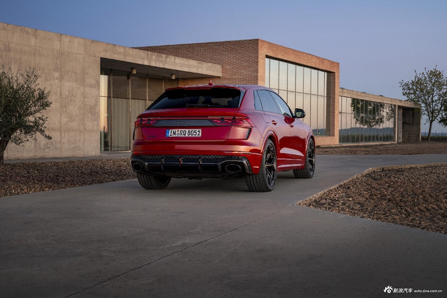 2024款奥迪RS Q8 Performance 欧洲版官图