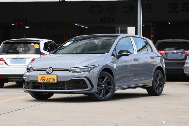 2024款高尔夫 280TSI DSG R-Line 50年传奇版