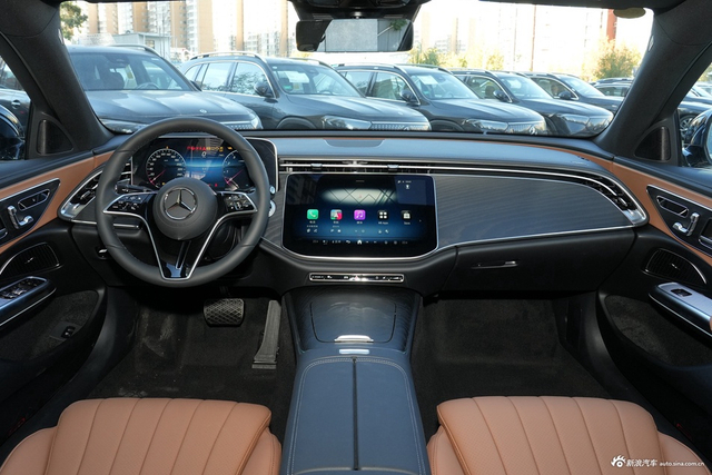 2026款奔驰E级 260 L 经典型