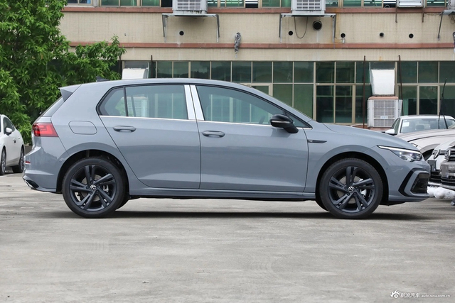 2023款高尔夫 改款 280TSI DSG R-Line Lite