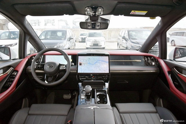 2024款传祺M8 宗师系列 400T 科技关爱版