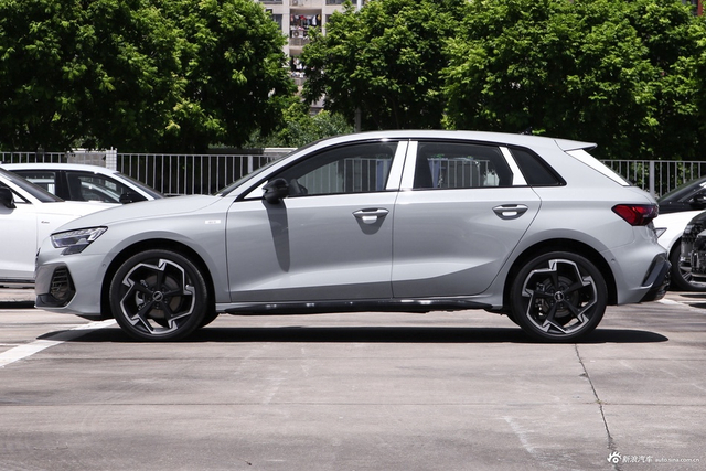 2025款奥迪A3 Sportback 35TFSI 飞驰尊享型 +豪华臻选包