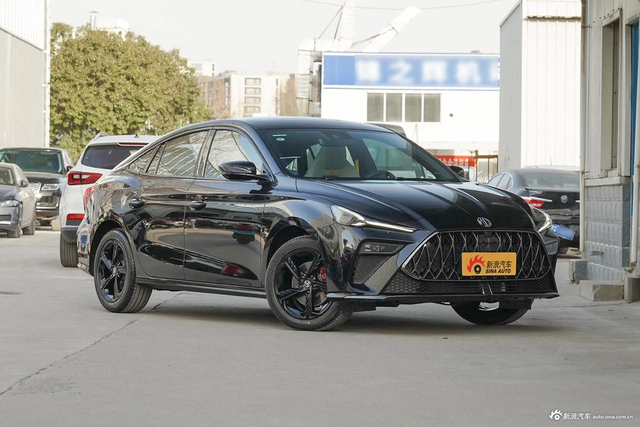 2022款MG5天蝎座 1.5T Trophy运动豪享版