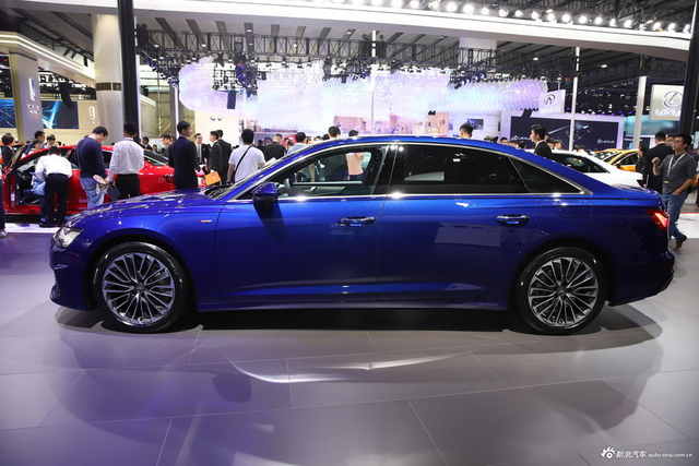 2019广州车展实拍：奥迪A6L混动