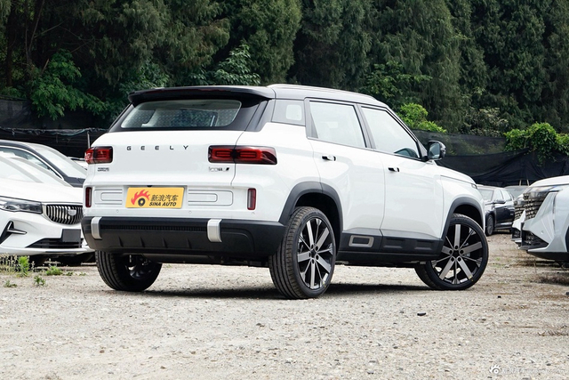 2024款吉利ICON 1.5T玲珑如意版