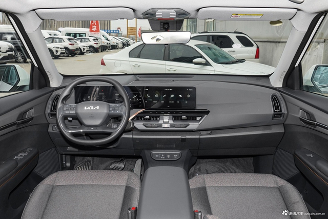 2024款起亚EV5 530km Light