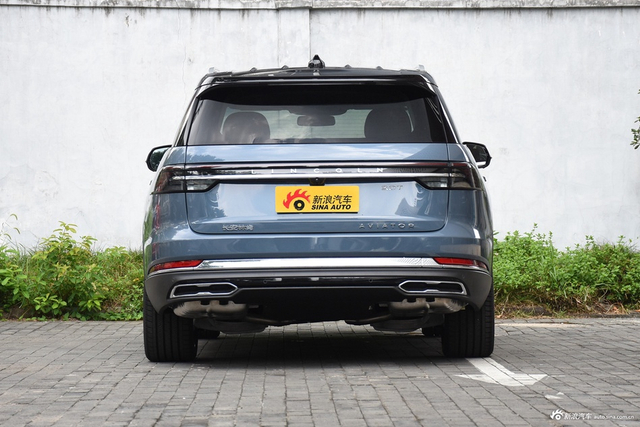 2024款飞行家 3.0T V6 四驱奢雅版 六座