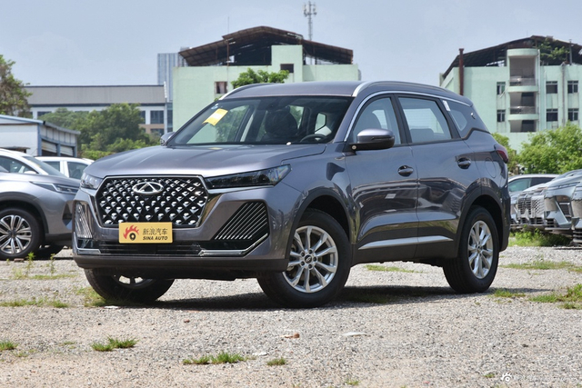 2025款瑞虎7 卓越版 1.5T CVT豪华版