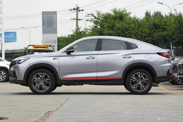 2023款长安CS85 COUPE 1.5T DCT豪华型