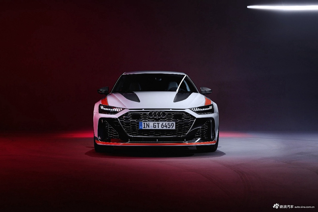 2024款奥迪RS 6 Avant GT官图