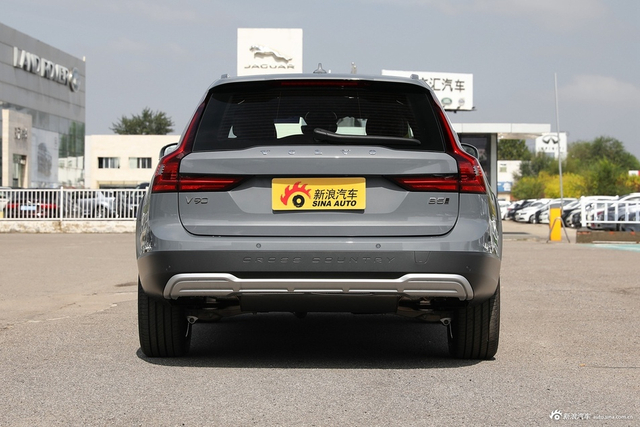 2022款沃尔沃V90 Cross Country B5 AWD 智远版
