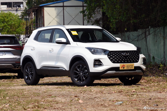 2025款瑞虎5x 1.5L CVT卓越版