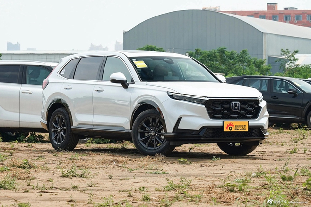 2023款CR-V 2.0L e:HEV 锐·两驱智悦版