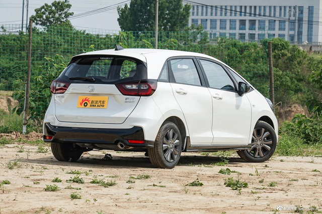 2023款飞度 1.5L CVT潮跑版