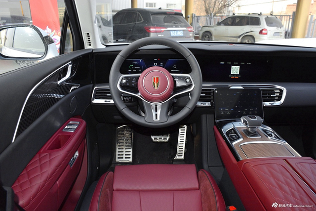 2022款红旗E-HS9 690km 旗享版