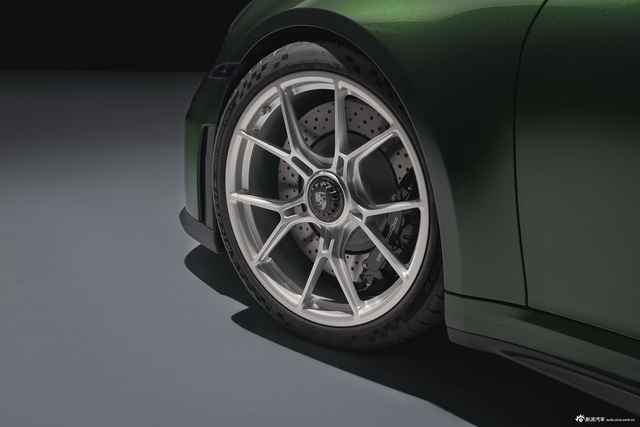 2025款保时捷911 GT3 旅行版 4.0L 官图