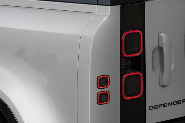 2026款卫士 90 基本型 官图