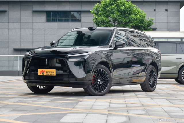 2026款蓝山 四驱Ultra黑武士