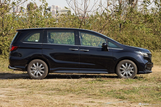 2026款奥德赛 2.0L e:HEV 锐·智享版