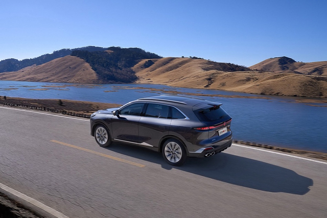 2025款长安第四代CS75PLUS Ultra 2.0T 官图